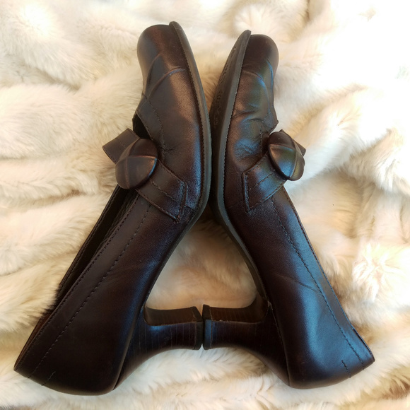 Gianni Bini Shoes Gianni Bini Espresso Brown Mary Jane Pumps 55